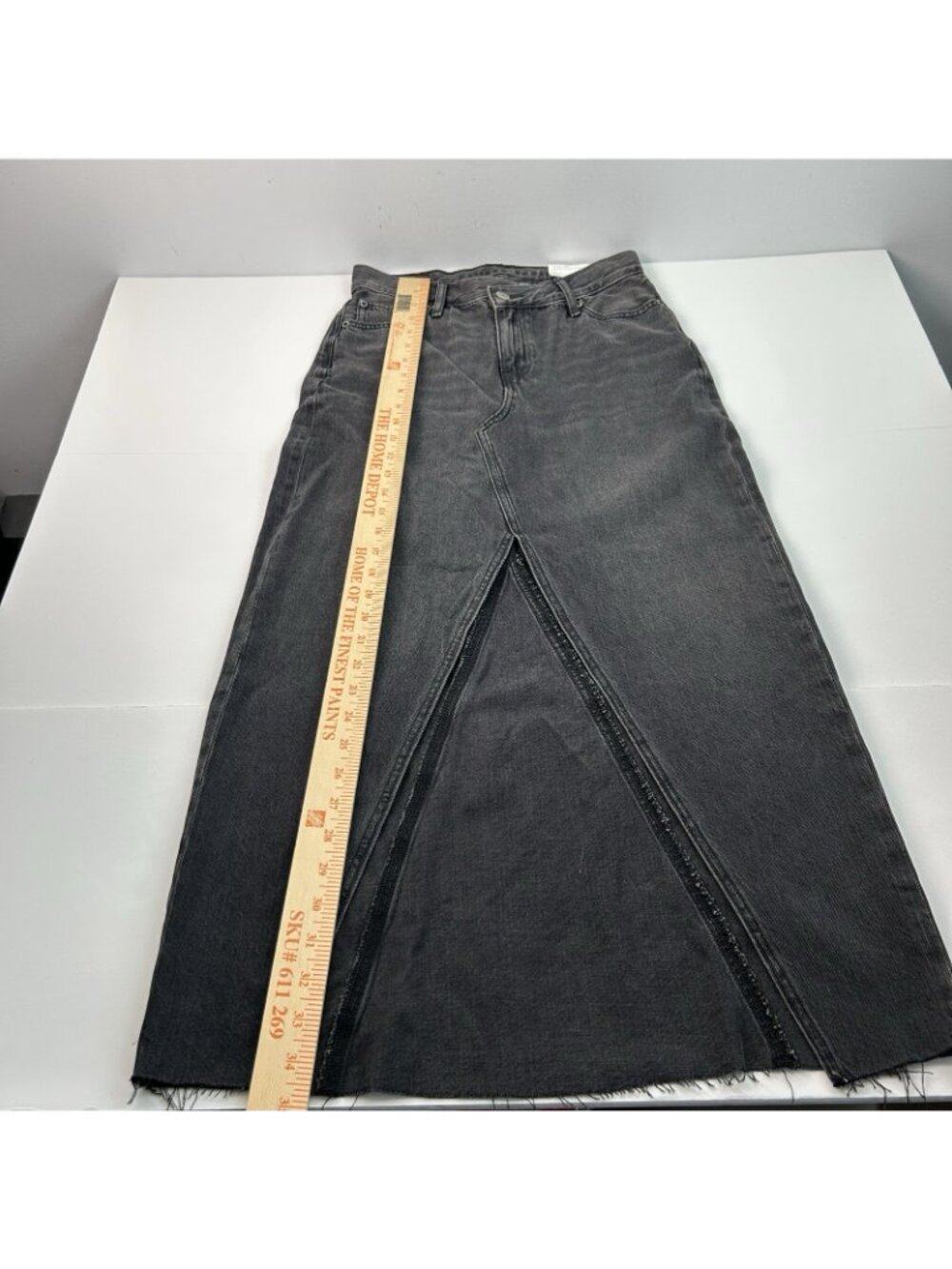 NWT American Eagle 90s High Rise Maxi Skirt Black Denim Front Slit Size 0/25W - Picture 12 of 13